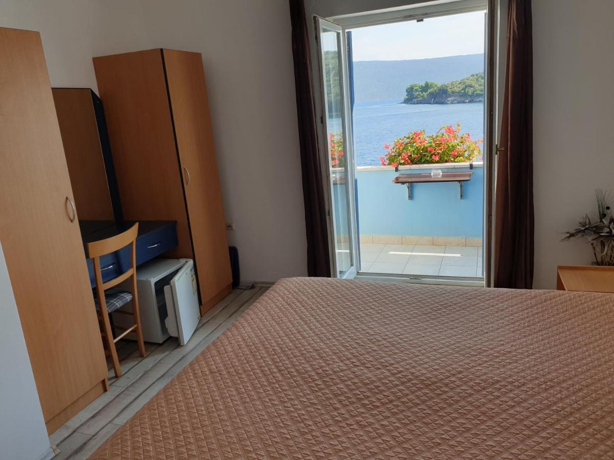 Sobe Mamalu Bed & Breakfast Valun Dış mekan fotoğraf
