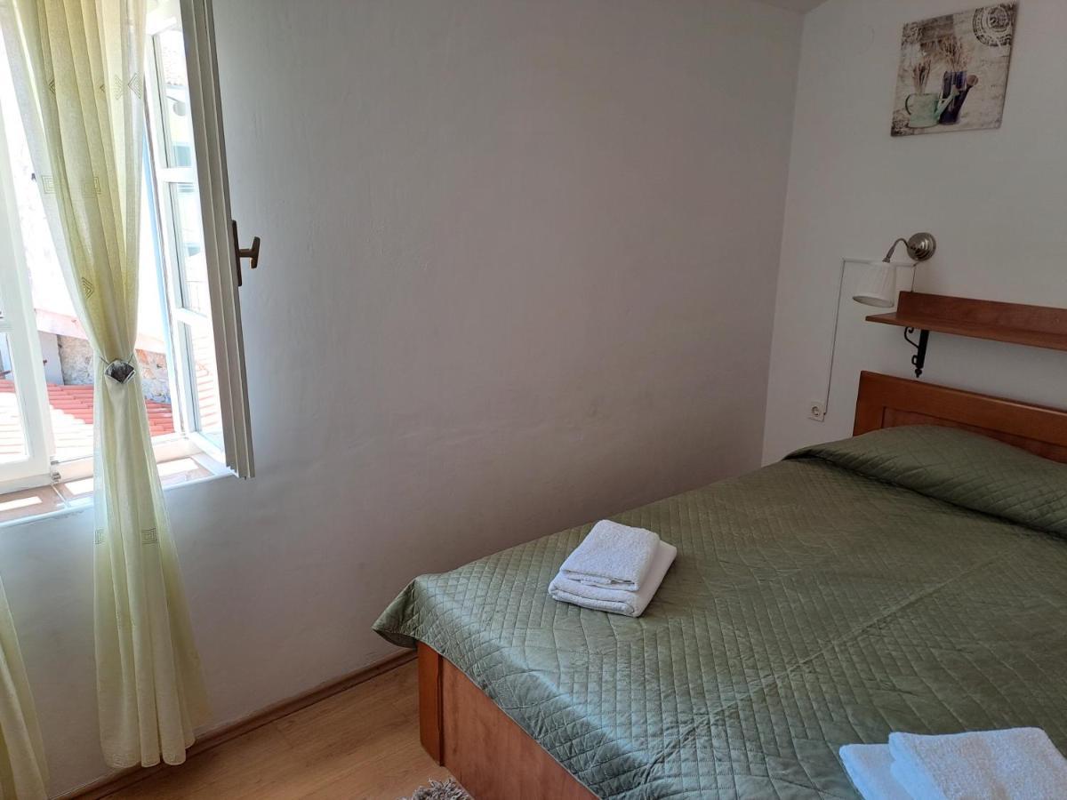 Sobe Mamalu Bed & Breakfast Valun Dış mekan fotoğraf