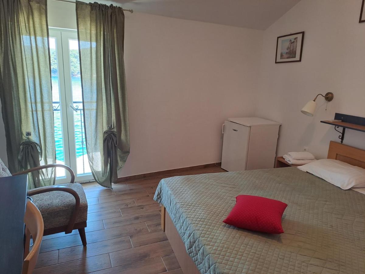 Sobe Mamalu Bed & Breakfast Valun Dış mekan fotoğraf