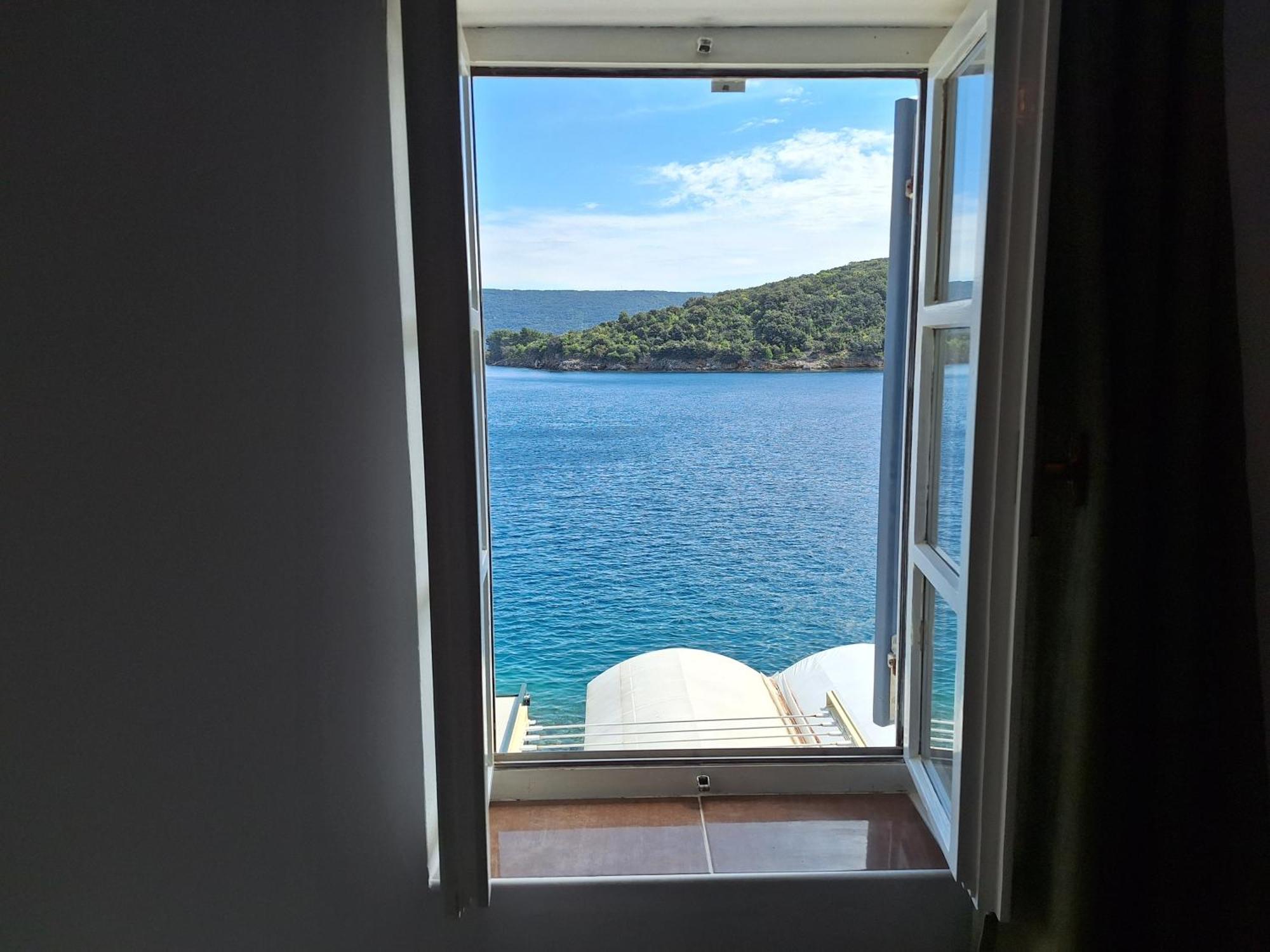 Sobe Mamalu Bed & Breakfast Valun Dış mekan fotoğraf
